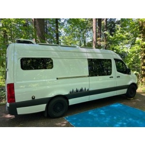 2021 Mercedes Sprinter 2500 High Top 2WD